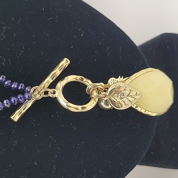 Vintage Amber Teardrop with Gold Tone Leaves and Blue Beads Necklace - Picture 5 of 5